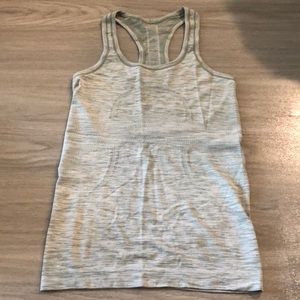 Lululemon swiftly tech Razorback tank